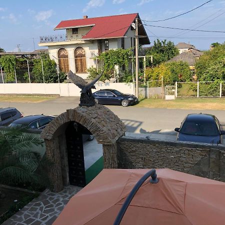 Hotel Гостевой Дом Siella Suchumi Zewnętrze zdjęcie