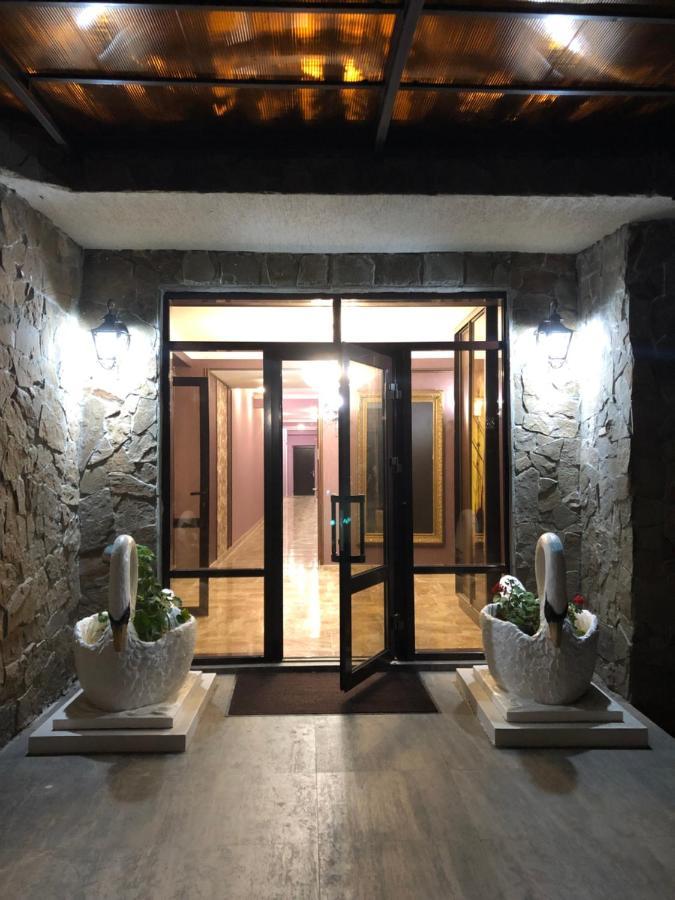 Hotel Гостевой Дом Siella Suchumi Zewnętrze zdjęcie