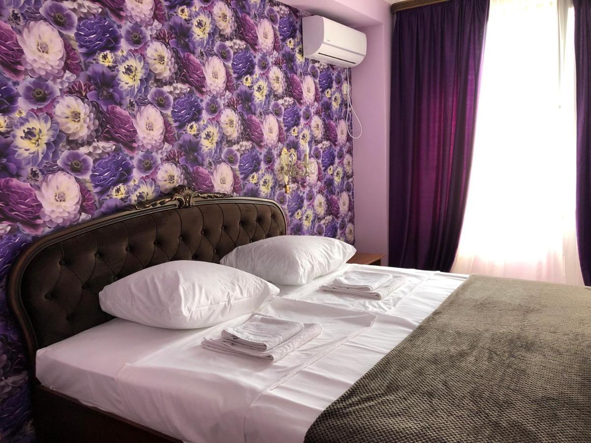 Hotel Гостевой Дом Siella Suchumi Zewnętrze zdjęcie