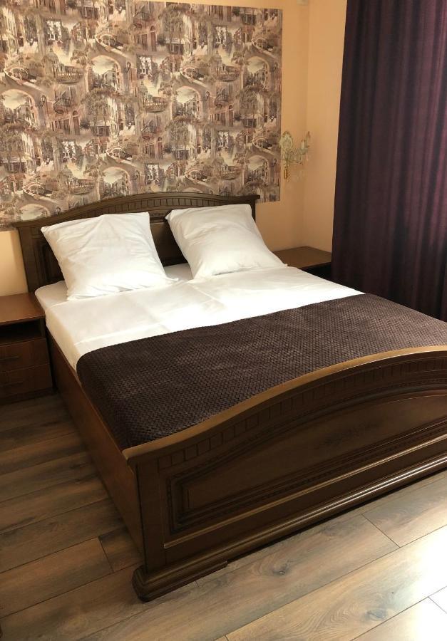 Hotel Гостевой Дом Siella Suchumi Zewnętrze zdjęcie